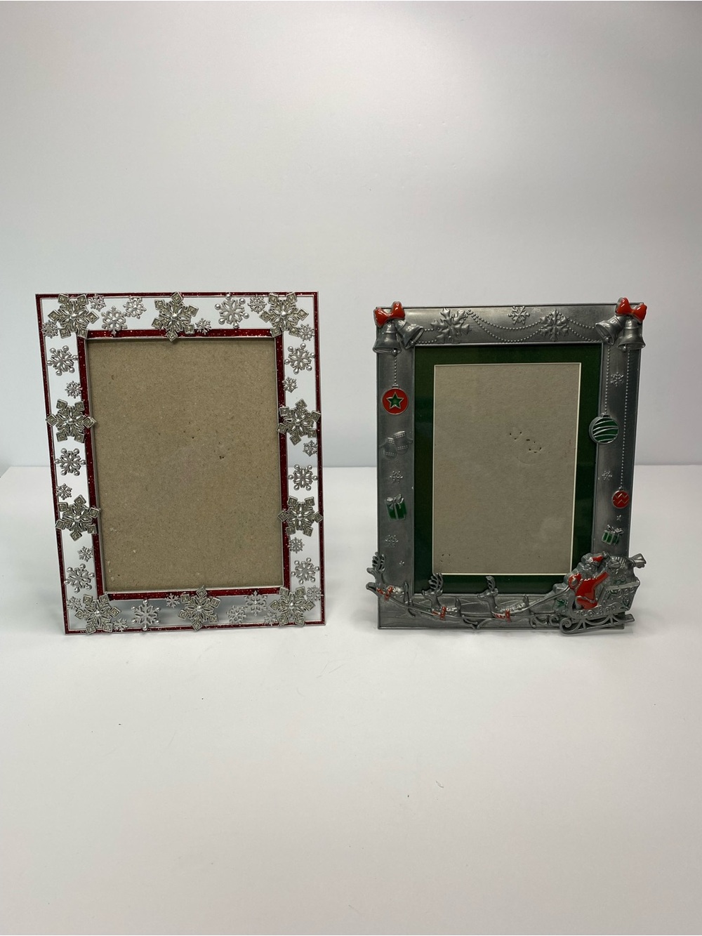 Set of 2 Traditional Christmas 4x6 Picture Frames - Santa Sleigh & Snowflake